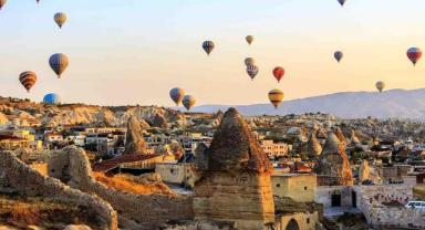 Rusya-Ukrayna savaşının 1. Yılında Turizm: Avrupa kaybetti Türkiye kazandı
