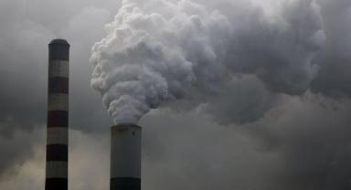 Temiz enerji, küresel enerji sektörü kaynaklı karbon emisyonlarında 