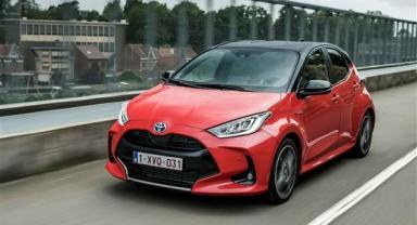 Toyota Yaris 10 milyonluk satış adediyle 'efsane otomobillerden' biri oldu