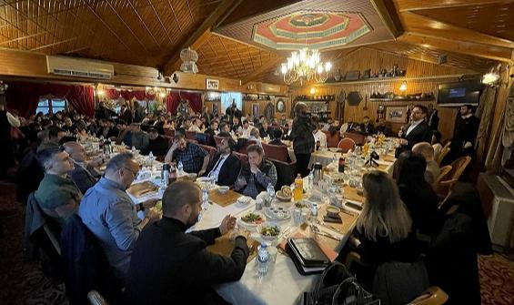 AA Genel Müdürü Karagöz, deprem bölgesinde gazetecilerle iftarda buluştu