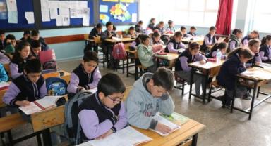 Kahramanmaraş'ta depremlerin ardından okullarda yeniden eğitime başlandı