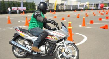 Motosiklet yarışlarında yeni sezon 6 Mayıs'ta İzmir'de başlayacak