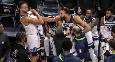 NBA'de takım arkadaşı Anderson'a yumruk atan Gobert, özür diledi