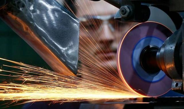 Sanayi üretimi, deprem felaketinin yaşandığı şubatta aylık yüzde 6, yıllık yüzde 8,2 azaldı