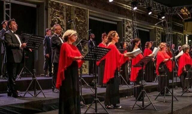 Tunus'ta sanatçı Dr. Heykel Küçük'ün girişimiyle