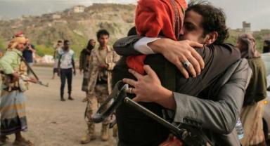Yemen hükümeti ile Husiler arasında esir takası başladı