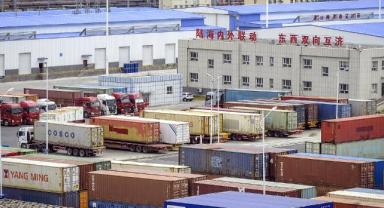 Yılın ilk çeyreğinde Xinjiang'ın dış ticaret hacmi yüzde 80,3 arttı