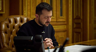 Zelenskiy ve AB Komisyonu Başkanı von der Leyen, Rusya'ya yönelik yeni yaptırım paketini görüştü