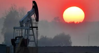 Brent petrolün varil fiyatı 77,34 dolar