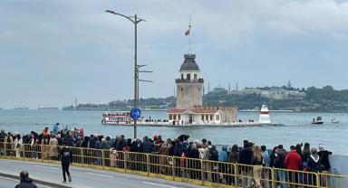 Kız Kulesi'nde 19 Mayıs yoğunluğu