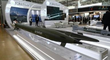 Türk savunma sanayisi ürünleri Malezya'da görücüye çıktı