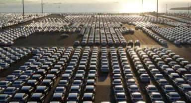 Çin, otomobil ihracatında dünya liderliğini ele geçirdi