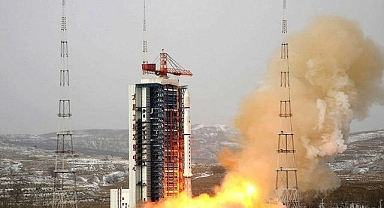 Çin, tek seferde 41 uyduyu uzaya yollayarak ulusal rekorunu kırdı