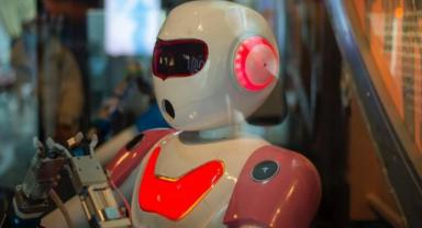 Çin, yaşlanan nüfusunun bakımı için robotlardan yararlanmak istiyor