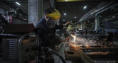 İngiltere'de sanayi üretimi nisanda yüzde 0,3 daraldı