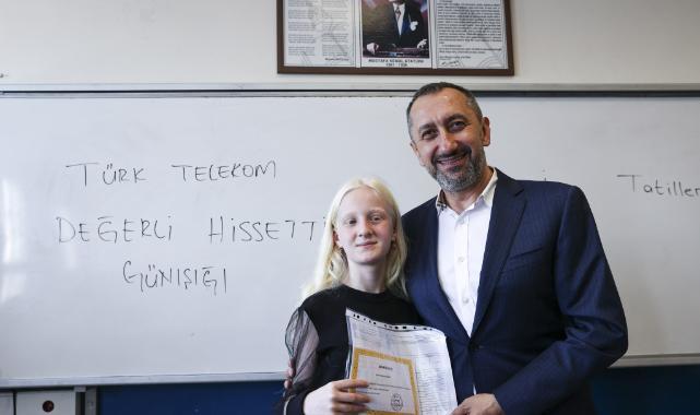 Türk Telekom'un az gören çocuklara ışık olan uygulaması TahtApp