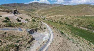 Van'da yapılan sulama kanalıyla 150 hektarlık alan suya kavuşturuldu