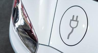 Almanya'da otomobil pazarı, elektrikli otomobillere olan yüksek talep sayesinde ivme kazanıyor