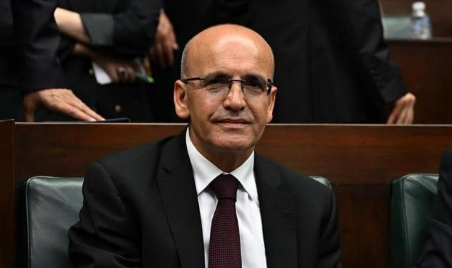 Bakan Şimşek ekonomi programının 3 temel bileşenini açıkladı