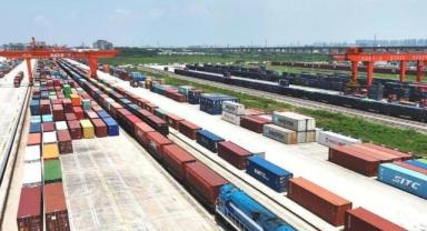 Çin-Avrupa yük treni seferleri yılın ilk yarısında 8 bin 641’i buldu