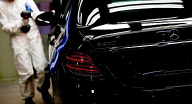 Mercedes-Benz'in satışları ikinci çeyrekte lüks araçlara taleple yüzde 6 arttı