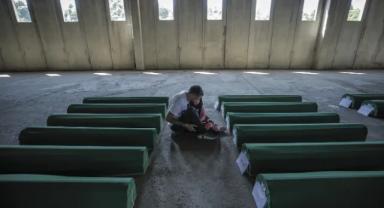 Srebrenitsa soykırımının 30 kurbanı daha bugün toprağa verilecek