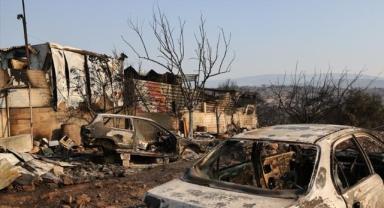Yunanistan'da Ortaya Çıkan Orman Yangınları Kontrol Edilemiyor