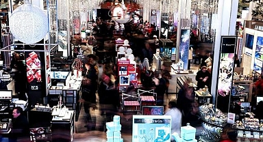 ABD'de perakende satışlar temmuzda beklentilerin üzerinde arttı