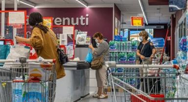 Avro Bölgesi'nde perakende satışlar geriledi 