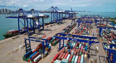 Çin’in uluslararası mal ve hizmet ticareti temmuzda 3 trilyon 771 milyar yuan