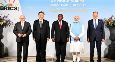 Çin, Küresel Kalkınma Girişimi için 10 milyar dolarlık fon oluşturacak