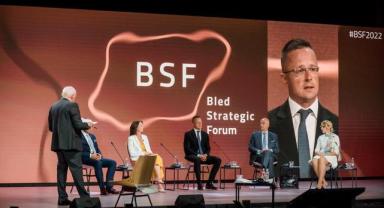 Dışişleri Bakan Yardımcısı Bozay, Bled Stratejik Forumu'na katıldı