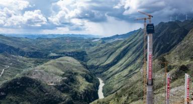 Dünyanın en yüksek köprüsü 2025 yılında hizmete açılacak