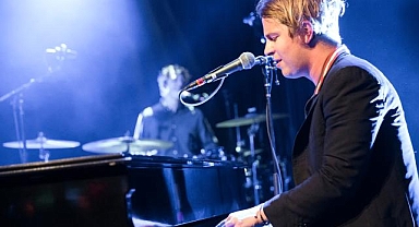 İngiliz şarkıcı ve söz yazarı Tom Odell, Antalya'da sahne alacak