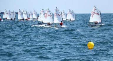 Tekirdağ'da Zafer Kupası yelken yarışları başladı