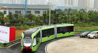 703 bin otobüs ve tramvayın 540 bini yeşil enerjiye geçti