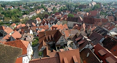 Almanya'da artan faizlerle birlikte konut projelerinde rekor düzeyde iptaller görülüyor