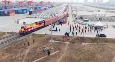 Bu yılın ilk 8 ayında Çin'in yurt dışı yatırımları artmaya devam etti