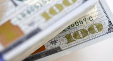 GÜÇLÜ DOLAR KARŞISINDA PARİTEDE BASKI DEVAM EDİYOR