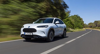 Honda'nın yeni hibrit SUV modeli ZR-V, Türkiye'de satışa çıkıyor