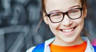 Nef Vakfı'ndan depremzede üniversitelilere karşılıksız eğitim bursu