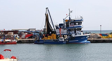 Tekirdağ'da poyraz deniz ulaşımında aksamalara neden oluyor