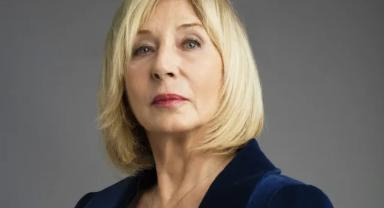 Tiyatrokare Ayşe Kulin’in ünlü romanı “Veda”yı sahneye taşıyor