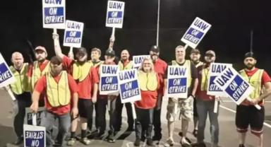 ABD'de grev yapan otomotiv işçileri, Ford ile geçici anlaşmaya vardı