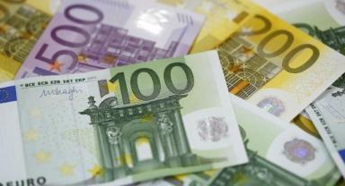 Avro Bölgesi'nde şirketlerin kredi talebi artan faizlerle düşüyor