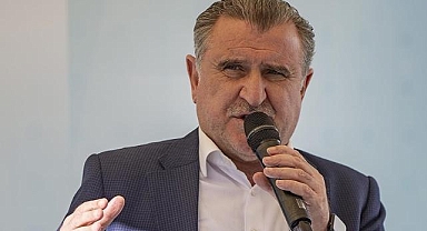 Bakan Bak, Türkiye'nin EURO 2032 ev sahipliğini almasını değerlendirdi: