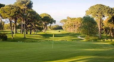 Dünyanın prestijli golf turnuvalarından Edinburgh Dükü Kupası'nın Türkiye ayağı Antalya'da başladı