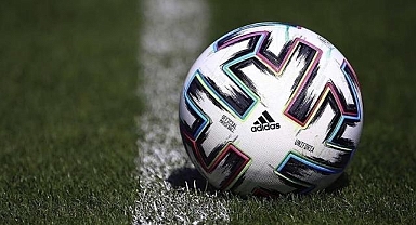 UEFA, 2032 Avrupa Futbol Şampiyonası ev sahipliğini Türkiye ve İtalya ortaklığına verdi