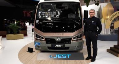 Yüzde 100 elektrikli araç üretildi