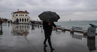 AKOM'dan İstanbul için fırtınalı ve yağışlı hava uyarısı